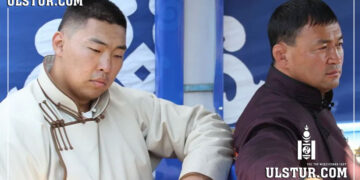 А.Сүхбат аварга хүүтэйгээ хамт Төв аймгийн наадамд барилдана