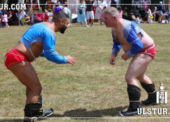 Монголчуудын наадмаар зохиогдсон бөхийн барилдаанд Турк залуу түрүүлжээ