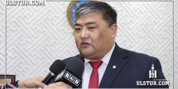 Дархан-Уул аймгийн засаг дарга Б.Азжаргалын аймагтаа хийж буй боловсролын салбарын шинэчлэл