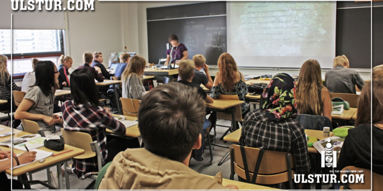 Финландын сургуулийн сурагчид хамгийн бага цагаар хичээллэдэг ч дэлхийд шилдгээр шалгардаг