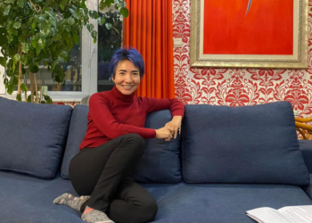 Иргэн Э.Цэрэн: Сайн сууцгааж байв уу? Би xopuxooc суллагдан гэртээ ирлээ