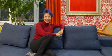 Иргэн Э.Цэрэн: Сайн сууцгааж байв уу? Би xopuxooc суллагдан гэртээ ирлээ