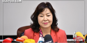 Д.Сарангэрэл: Би “Улны айл” гэх нэршлийг эсэргүүцсэнийхээ төлөө ажлаа өгсөн