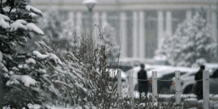 Цас орж, 38 градус хүрч хүйтэрнэ