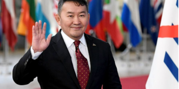 Дуулиан шуугианы эзэн Х.Баттулга дахин БНСУ-руу нисжээ түүний явсан шалтгаан…