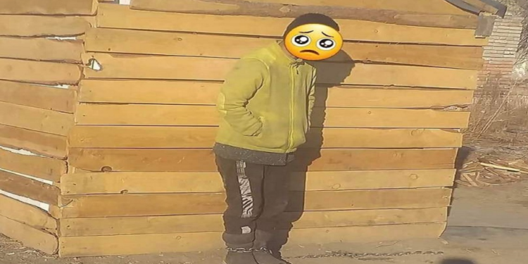 Нийгэмд цочрол үүсгээд буй хашаандаа гинжлүүлсэн охиныг олж тогтооход…