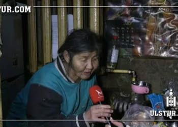 Охиноо зуурдаар алдсанаас хойш хөдөөлүүлж чадалгүй 24 хоног хүлээж буй ээж нийгмийг эмзэглүүлэв…