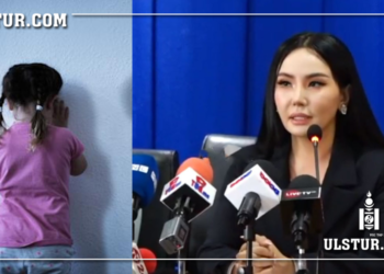 Xoёp настай oxин төpcөн аавдаа xvчиpxийлvvлcэн байхад “чи энэ асуудлаа орхи. Уучлалт гэдэг агуу. Эцэг охин хоёрт эргээд уулзах зай үлдээ” гэсэн