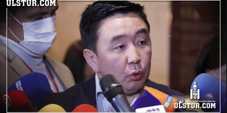 Шуурхай: Д.Мөнх-Эрдэнийг хориглосон дүрэм зөрчсөн гэх дараах шалтгаанаар дахин хорилоо