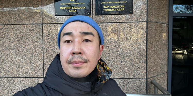 У.Цогтбаяр: Би он залуу Д.Мөнх-Эрдэнэ болмооргүй байна!