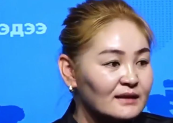 Х.Эрдэнэцэцэг: ӨРГӨӨ амаржихын эмч нар хүүгээр минь тоглочихлоо…