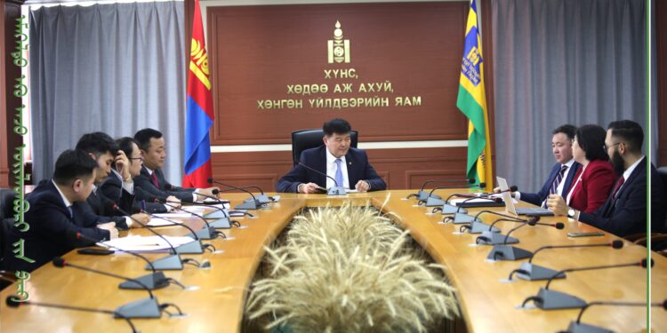 Эмээлт эко аж үйлдвэрийн паркийг салбарын сайд Х.Болорчулуун дэмжихээ илэрхийллээ
