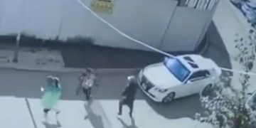 ЦЕГ: Гудамжинд алхаж явсан иргэдийг мэсээр гэмтээсэн этгээд мансуурсан байж болзошгүй