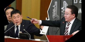 Ц.Элбэгдорж: Ерөнхий сайд Л.Оюун-Эрдэнийг “Өөртөө дуралсан эргүү дагз” хэмээн бухимдав