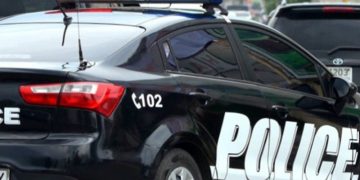 Өсвөр насны охидууд нэгнийгээ хэрцгийгээр зодож байсныг таслан зогсоож, шалгаж эхэлжээ