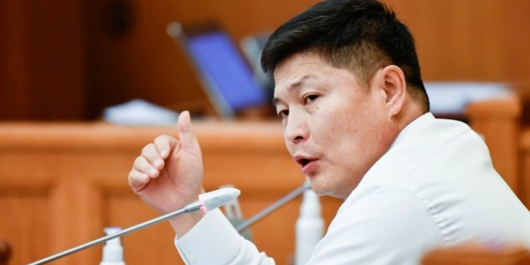 Х.Нямбаатар: Хотын захиргаа ирэх долоо хоногоос Яармаг руу нүүнэ