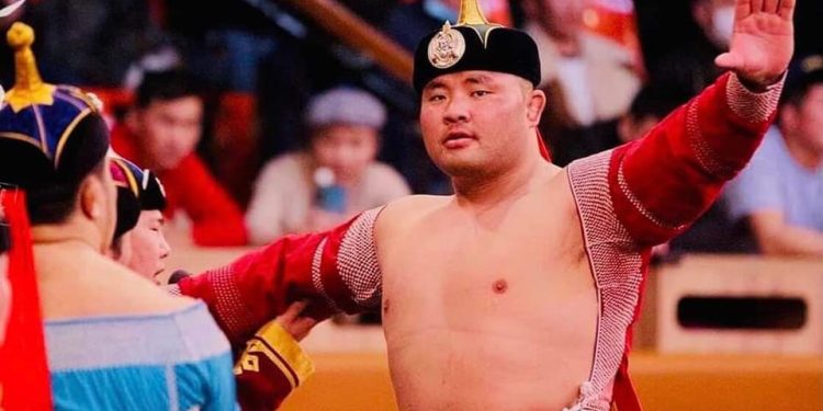 М.Бадарч цолоо хураалгахаас гадна хүн гүтгэсэн хэрэгт унах нь ээ