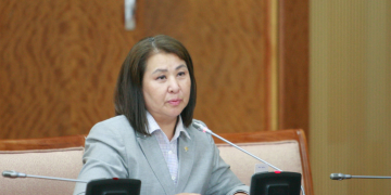 Ц.Гарамжавт хилийн хориг тавьж, Төв аймгийн нутаг дэвсгэрт очихгүй байх, нэр бүхий иргэнтэй уулзах, харилцахыг хоригложээ