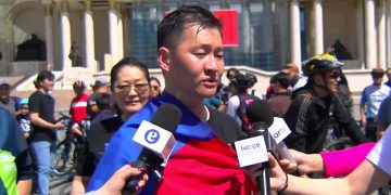 Дугуйтай аялагч Б.Очирваань: Хүсэл мөрөөдлөө биелүүлээд эх орондоо эргэн иржээ