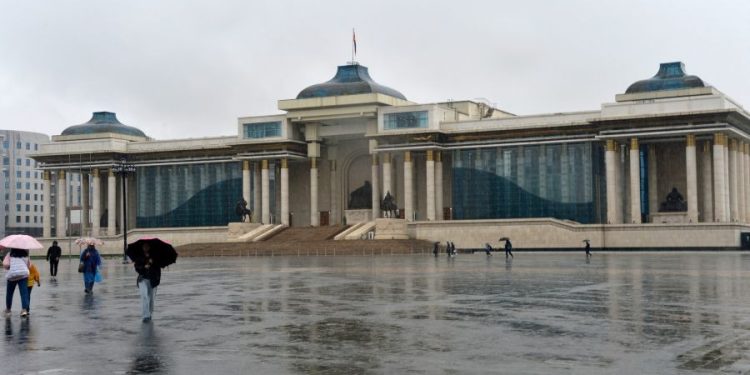 Таван өдөр дараалсан бороо орно