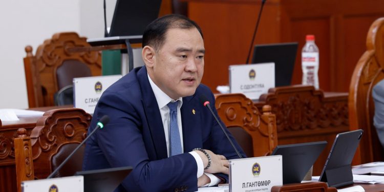 Л.Гантөмөр 3 тэрбум орчим төгрөгийг орон нутгийн сонгуулийн ажилдаа зарцуулаарай хэмээн намынхандаа тараажээ