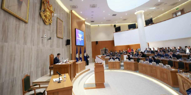 Нийслэлийн Иргэдийн Төлөөлөгчдийн Хурлын Хороод байгуулагдлаа