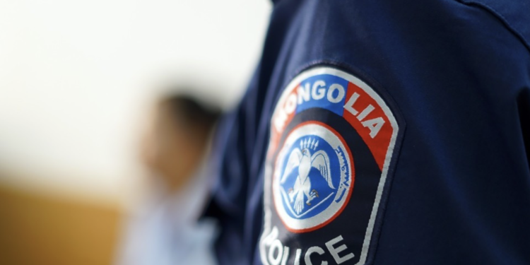 АНХААР! Жолоодох эрхгүй этгээд бага насны хүүхдийг мөргөж, амийг нь хохироожээ