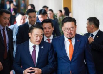 Д.Амарбаясгалан: ТББХ дээр нүүр нүүрээ харж байгаад баримттай, нээлттэй ярилцаж, олон нийтийн эргэлзээнд цэг тавья